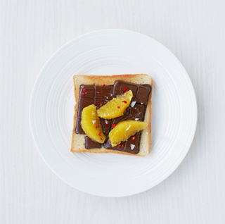 Dark Chocolate Sandwich with Orange and Chiles